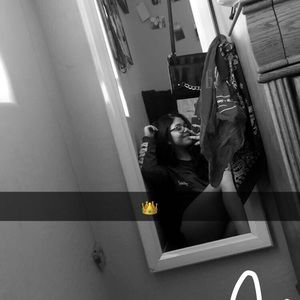 Meet your Posher, Bella